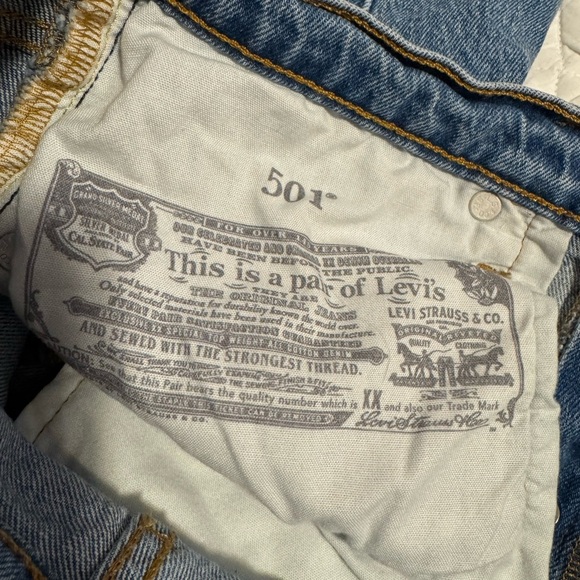Like-New Levi’s Women’s 501 Jeans Summer 2021 Size 28W/30L - Picture 10 of 10